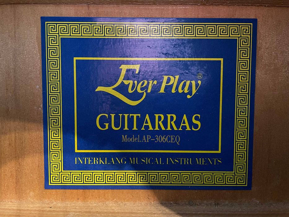 Gitara elektroakustyczna Ever Play + stojak + pokrowiec