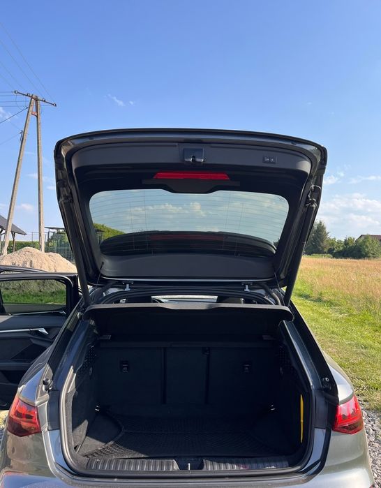 Sprzedam Audi S3 8Y salon pl