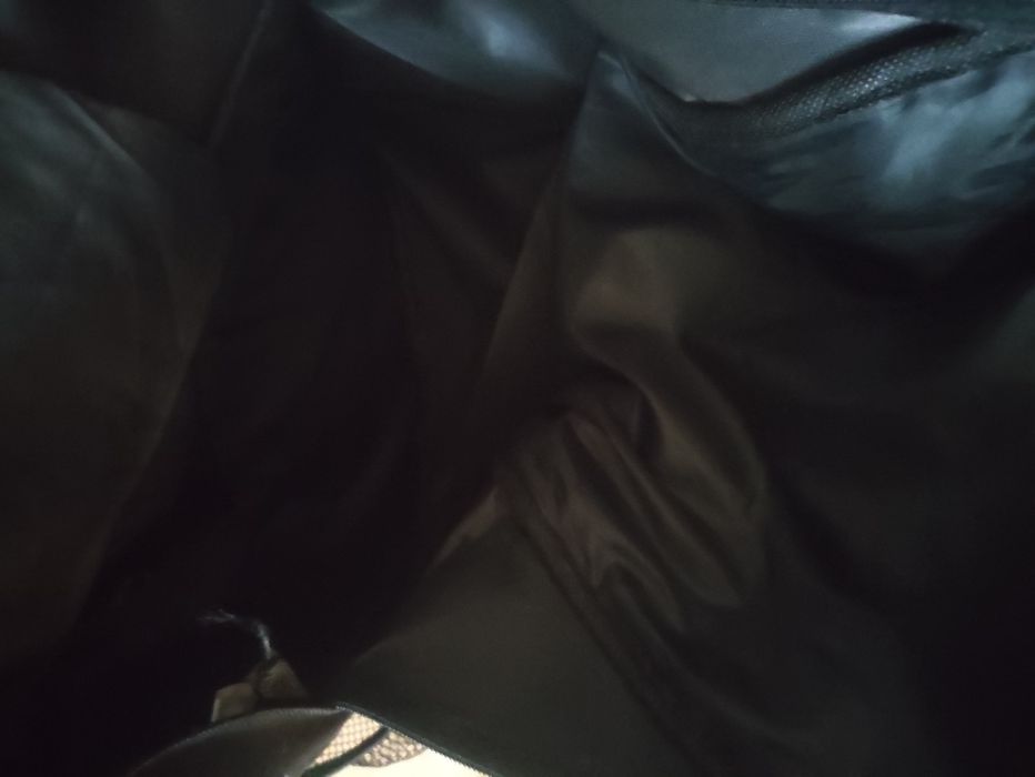 Wygodny czarny plecak