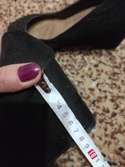 Продам мешти ,туфлі