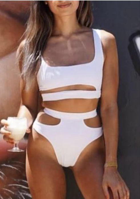 Купальник біленький