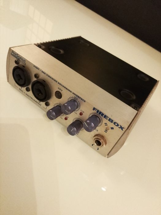 PreSonus FireBox Interface de Áudio FireWire 24-bit/96 kHz