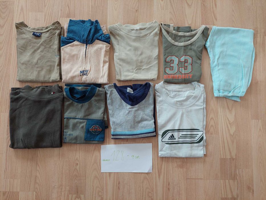 Koszulki dla dziecka  128 cm - 9 sztuk