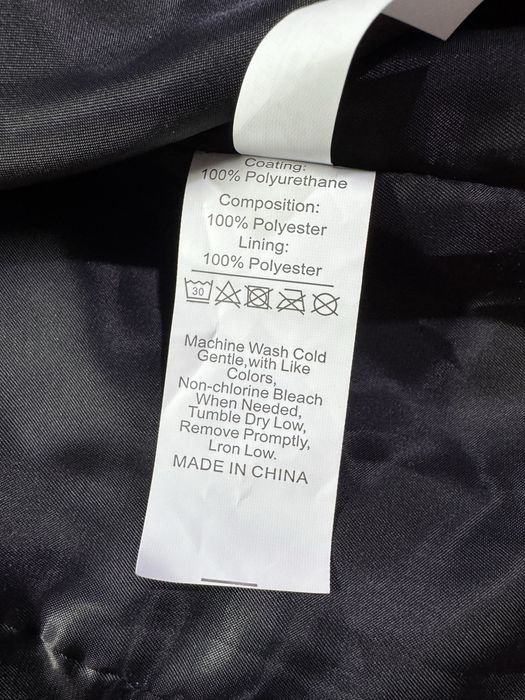 Пальто з еко шкіри від Shein