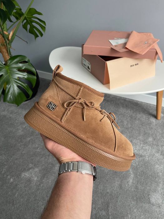 Роспродаж!   Miu Miu натуральна овчина.