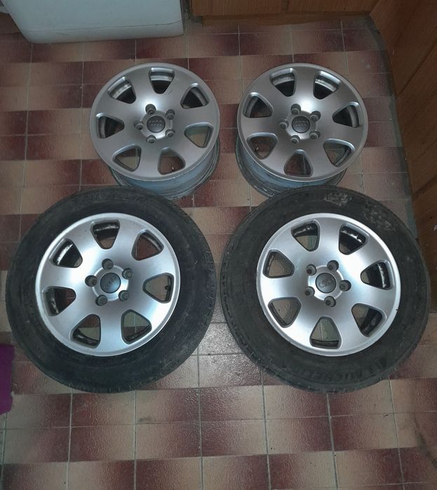 4 jantes 15 de audi como novas