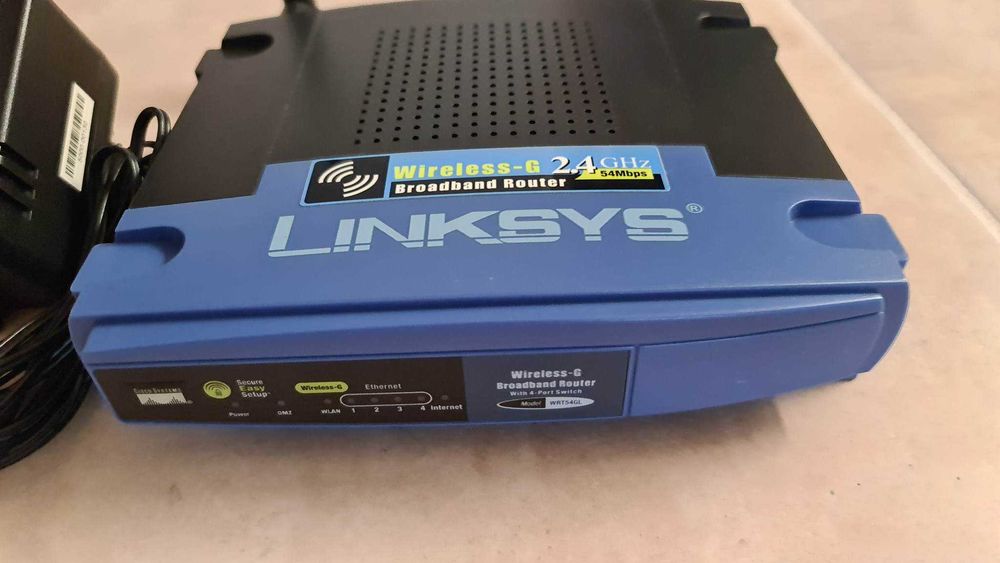 Router sem Fios LINKSYS WRT54GL Novo Nazaré • OLX Portugal