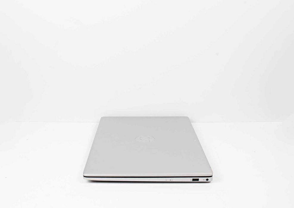 HP Laptop 17-cn3003dx Core i3-N305/ RAM 16 Gb/ SSD 256 Gb/ 17,3" HD+