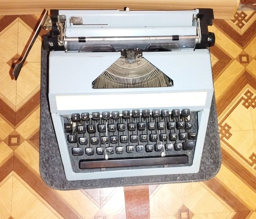 Друкарська машинка