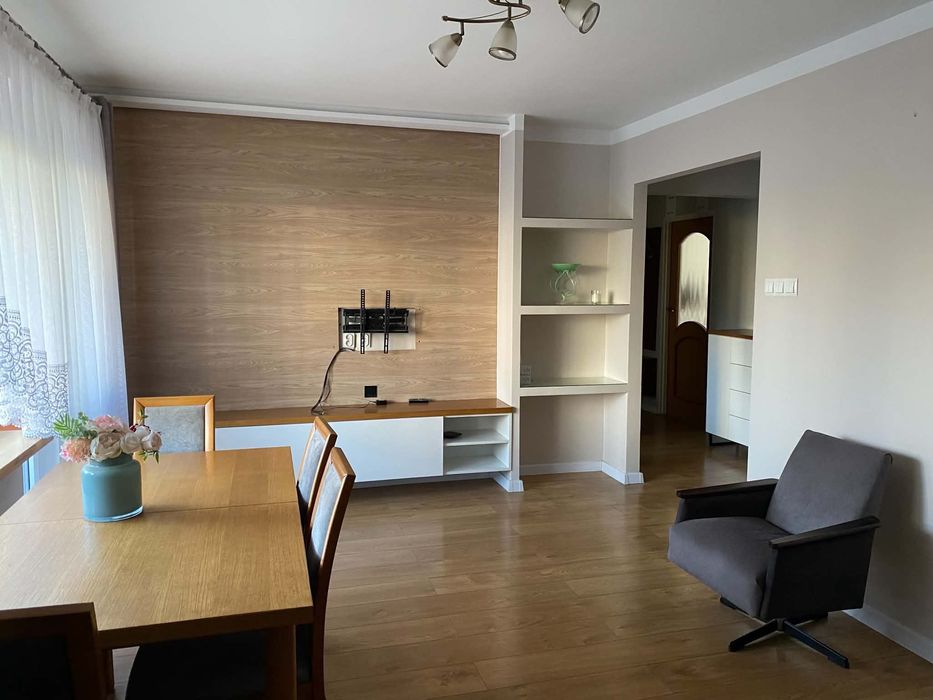 70 m² - 4 pokoje z dużym balkonem, gotowe do wprowadzenia