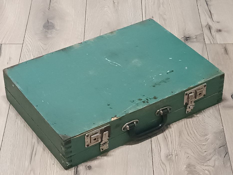 Stara walizka kufer PRL