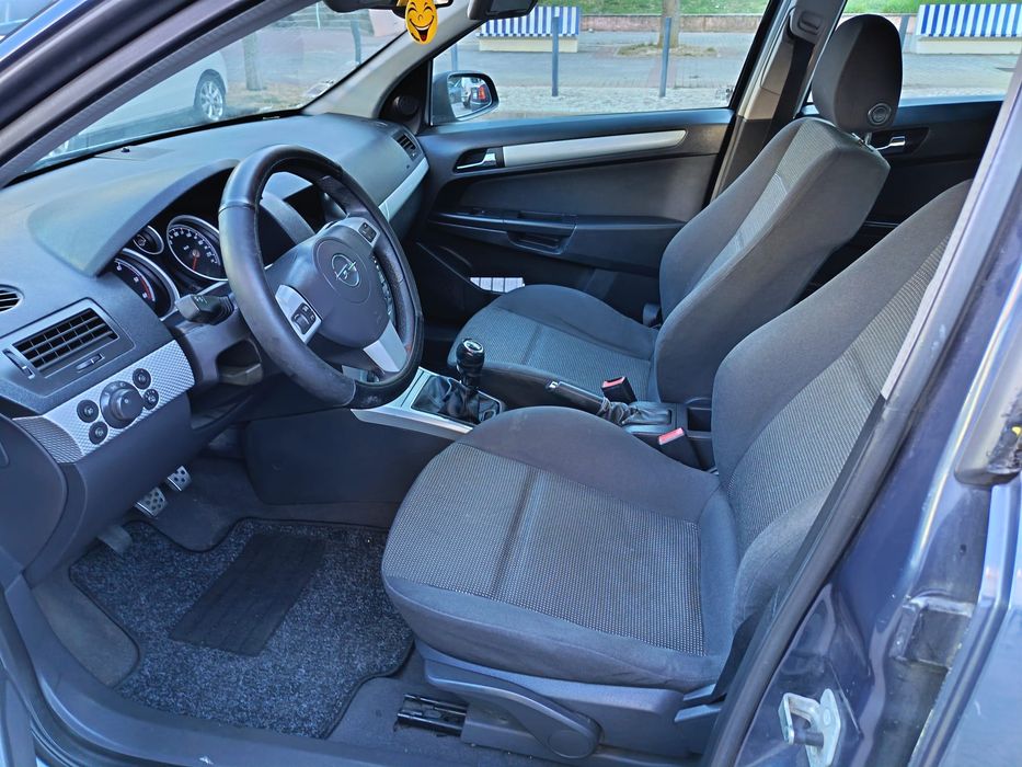 Opel astra 1.3cdti full extras