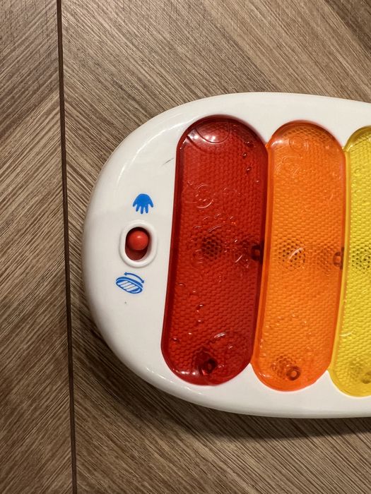 Zestaw pianino/ksylofon Fisher-Price Blt38 + miś pluszowy