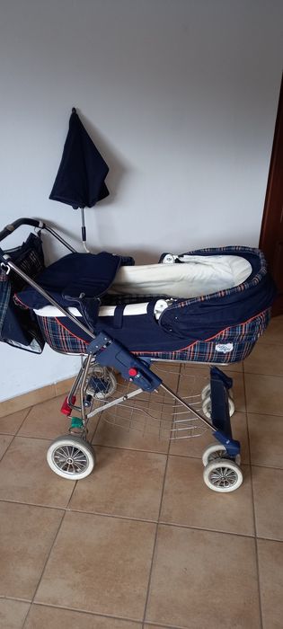 Wózek  klasyczny dziecięcy z lat 90