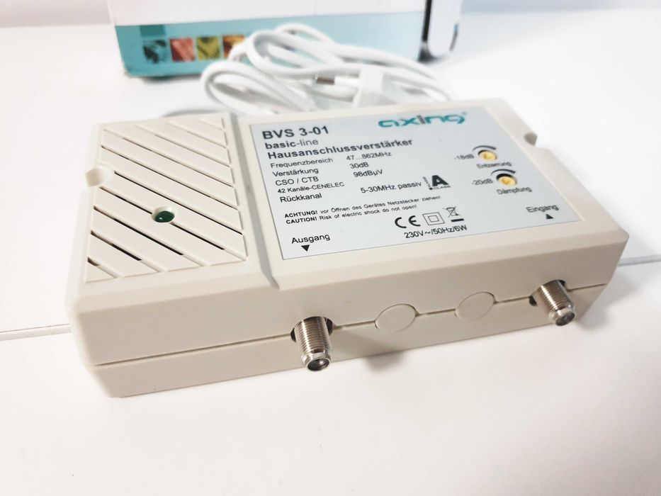 Wzmacniacz telewizji kablowej Axing BVS 3-01