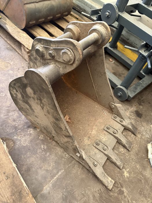 Łyżka minikoparki 40cm kopiąca 40 cm jcb kubota bobcat