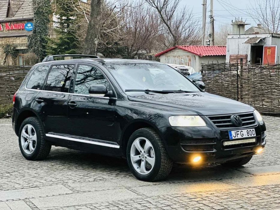 Volkswagen Touareg V10