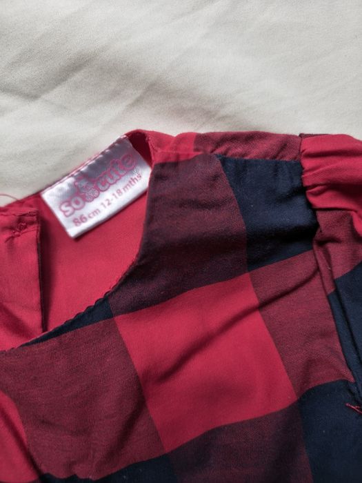 Paczka ubrań dla dziewczynki sukienki body pajacyki bluzy 80/86