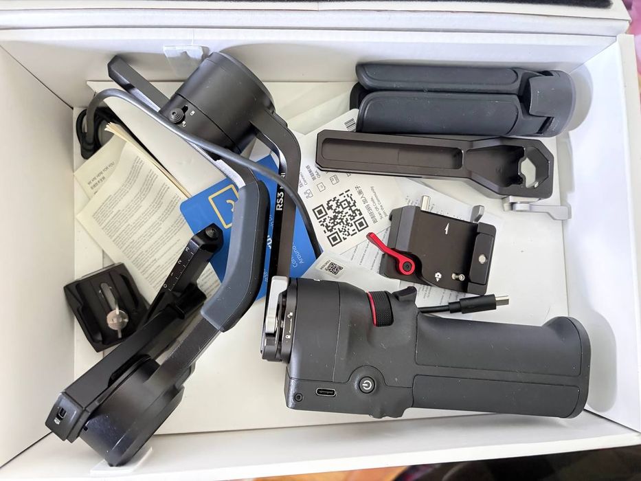 Продам стабилизатор DJI RS3 MINI абсолютно НОВЫЙ!