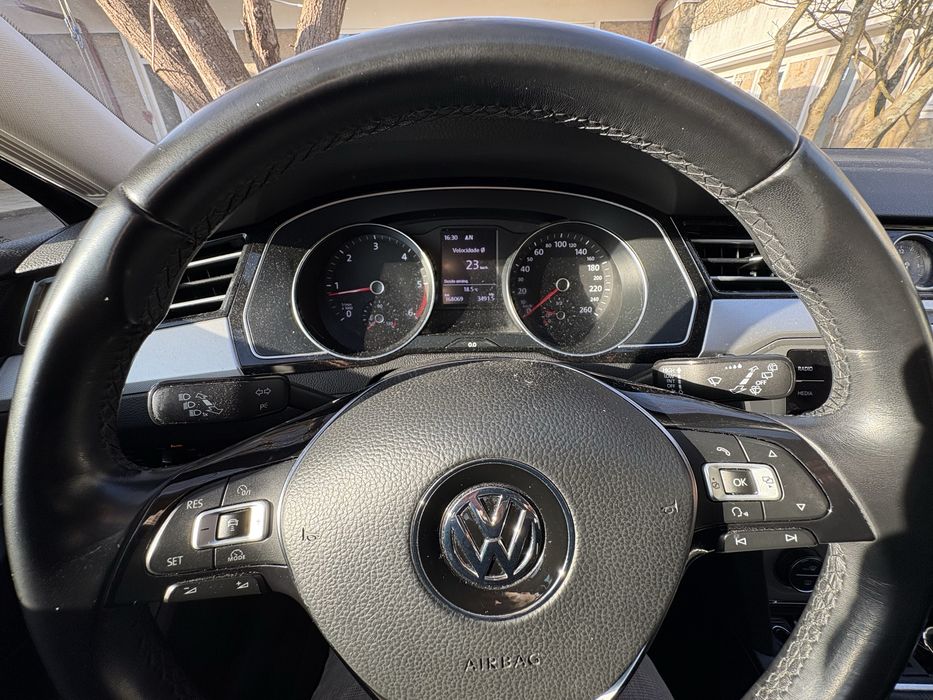 Venda VW Passat 1.6 Confortline