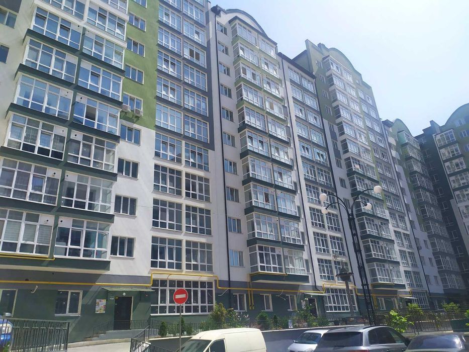 Продам, , ЗДАНА, Центр, 2-х кімнатна, блія гот.Надї