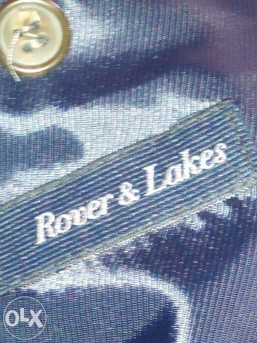 Продам срочно костюм