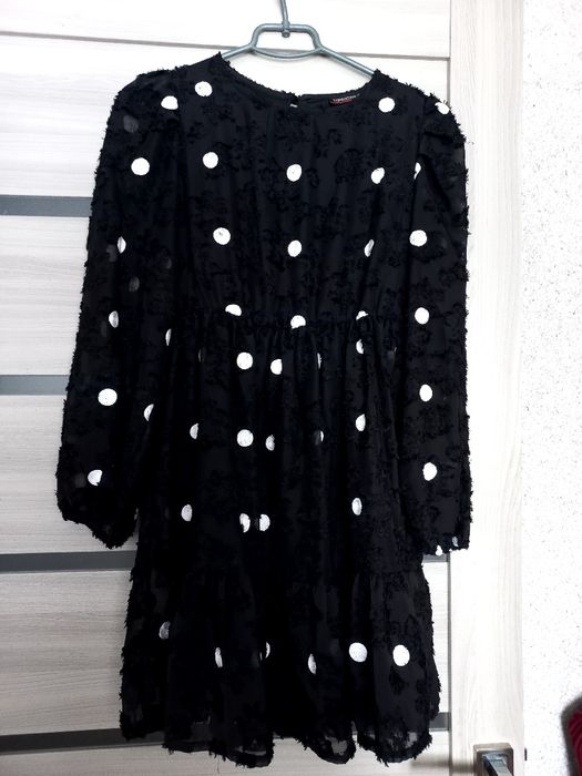 Сукня чорна в горох