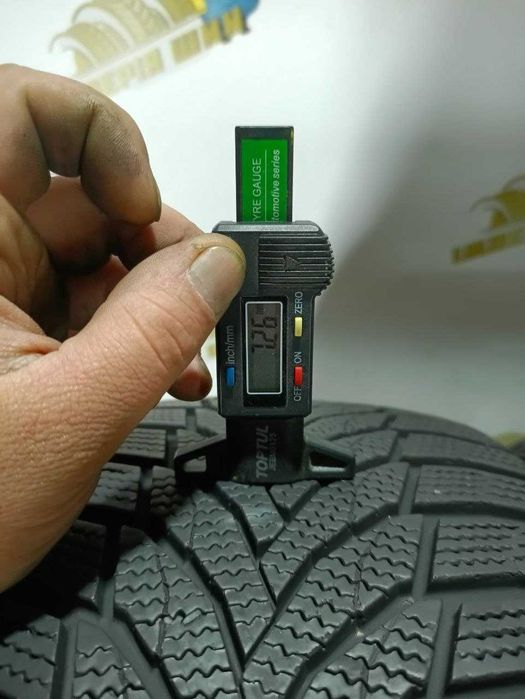 *Шини Nexen 225/45R17. 4шт. Зима 2024р (0582)