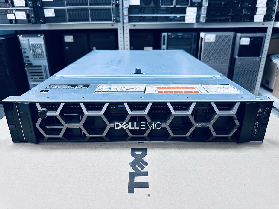 Сервер DELL PoweredgeE R740xd 8LFF