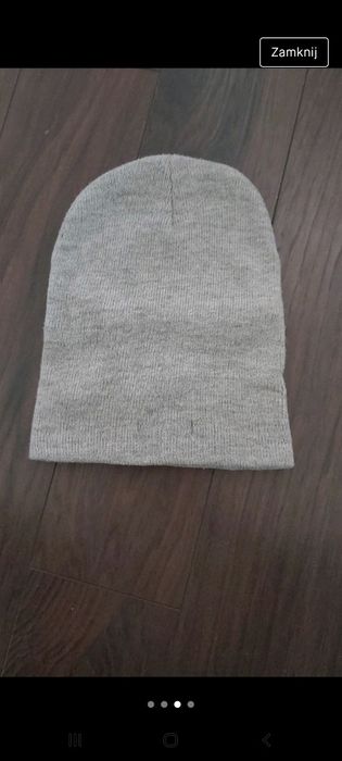 Szara czapka beanie