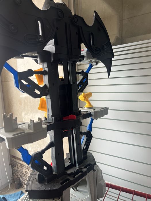 Продам Базу Бетмена