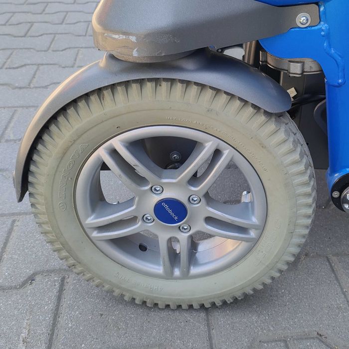 Wózek inwalidzki elektryczny terenowy Ottobock C2000 Recaro + nowe aku