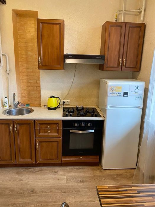 В Продажу 1 кк на вул. Адміральська
