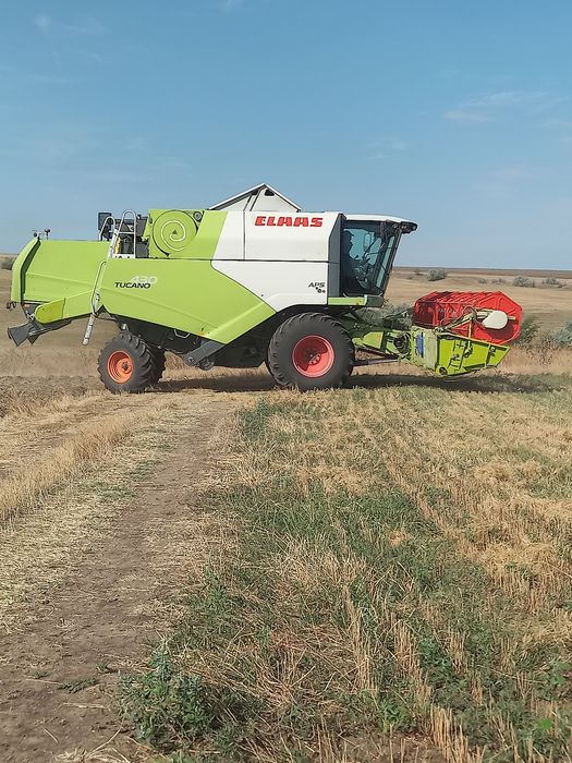 комбайн клаас  claas tucano 430  жатка 6.6 візок