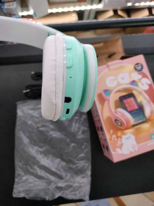 Słuchawki bluetooth Cat RGB