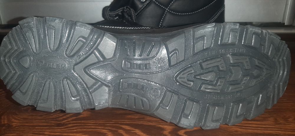 Чоловічє взуття ,шкіряні