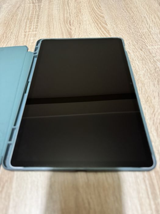 Samsung Galaxy Tab 7 FE 6/128GB + ryik + etui