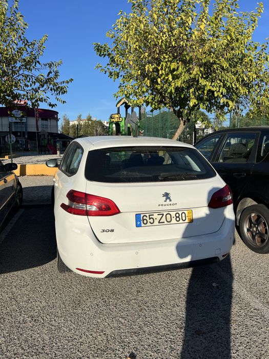 Peugeot 308 SW carrinha — photo 3