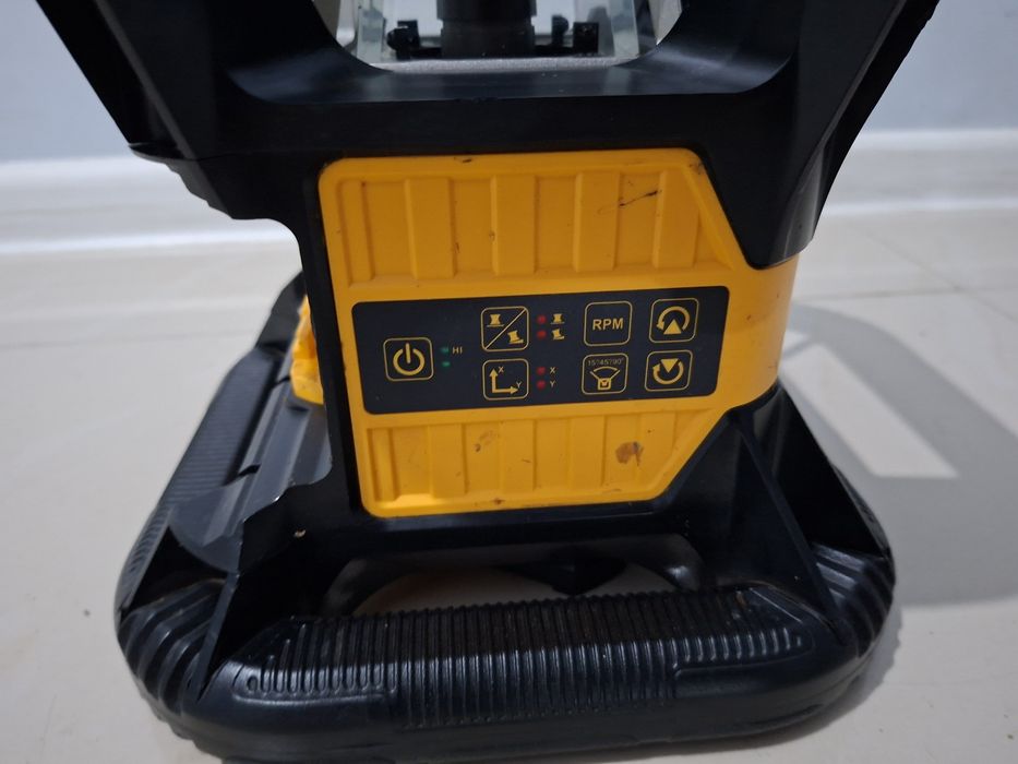 Рівень лазерний ротаційний DeWALT DCE079D1G