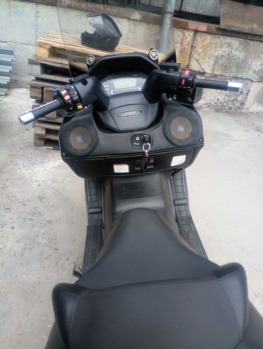 Suzuki Burgman 650 2005