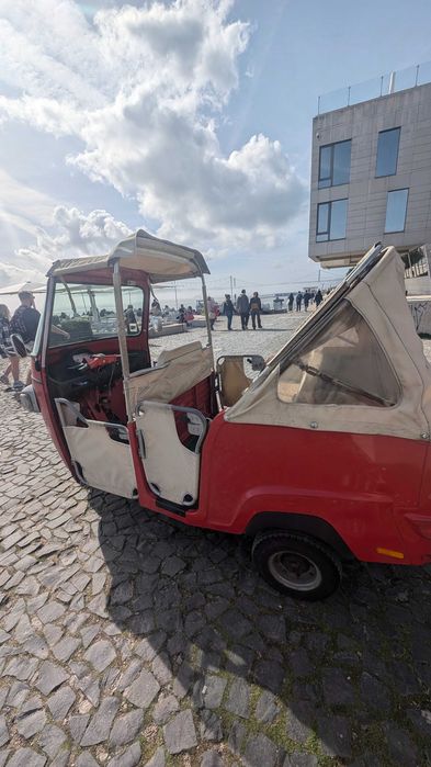 Tuk Tuk 2019 -  Muito novo