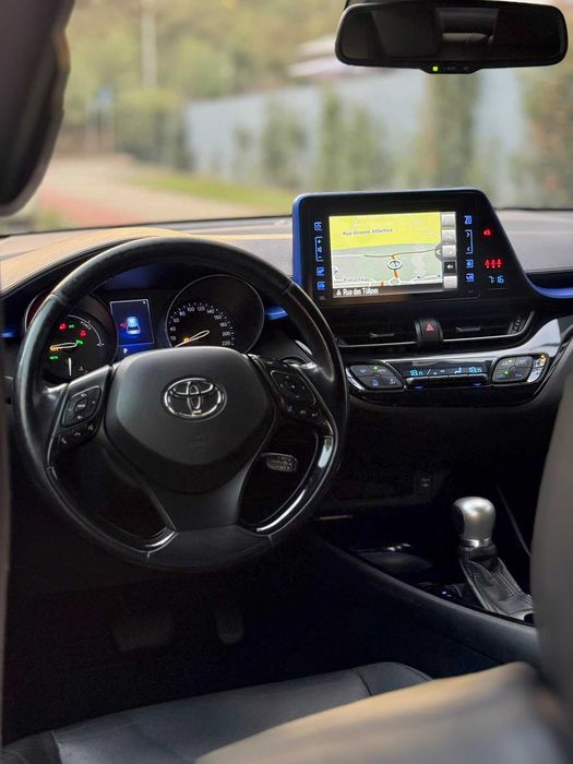 Toyota C-HR 1.8 Hybrid