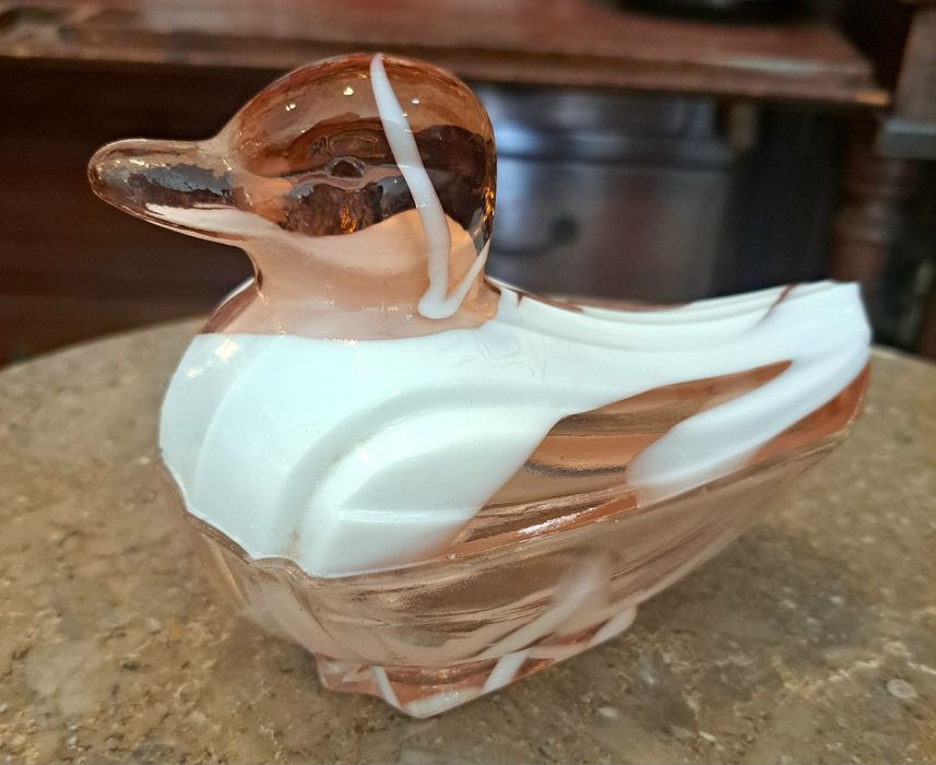 Pato de vidro antigo