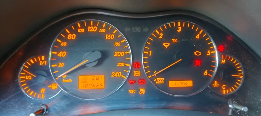 Toyota Avensis t25 D4D 2.2