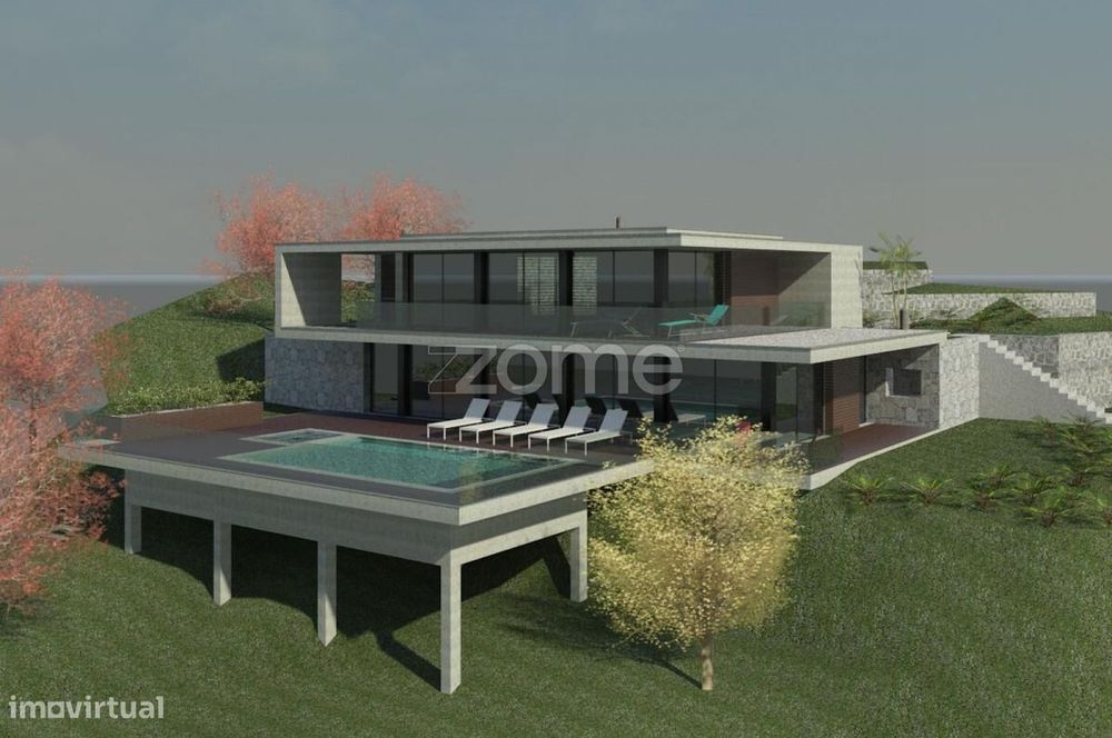 T3 Detached House Under Construction in Gerês