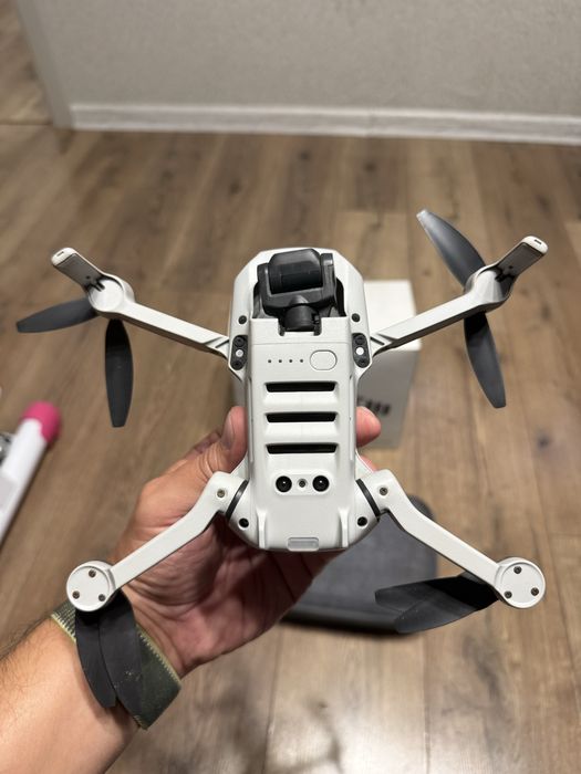 Дрон коптер DJI Mavik Mini fly more combo