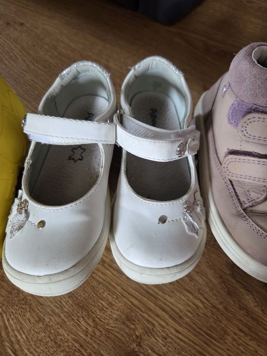 Oddam buty rozmiar 24-26