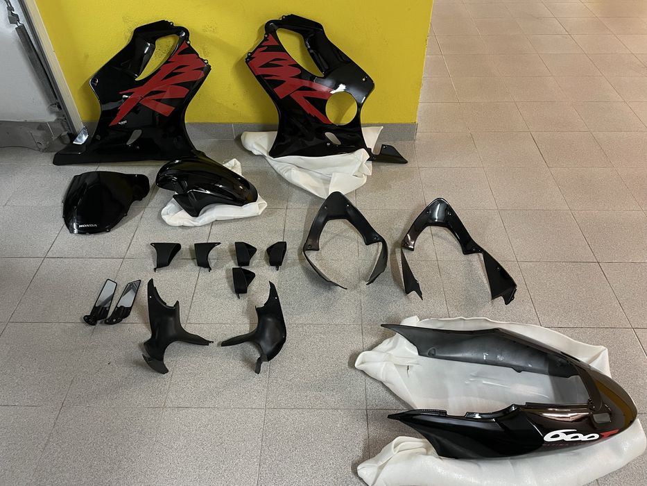 Plasticos  CBR 600 F4