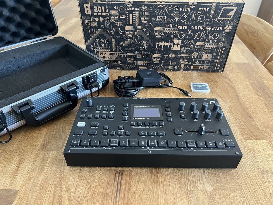 Elektron Octatrack MKII (Black Edition)