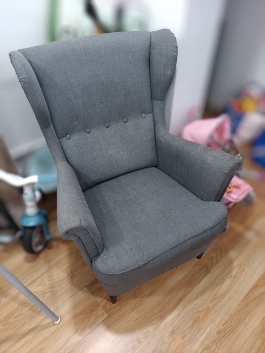 Poltrona IKEA Cinza